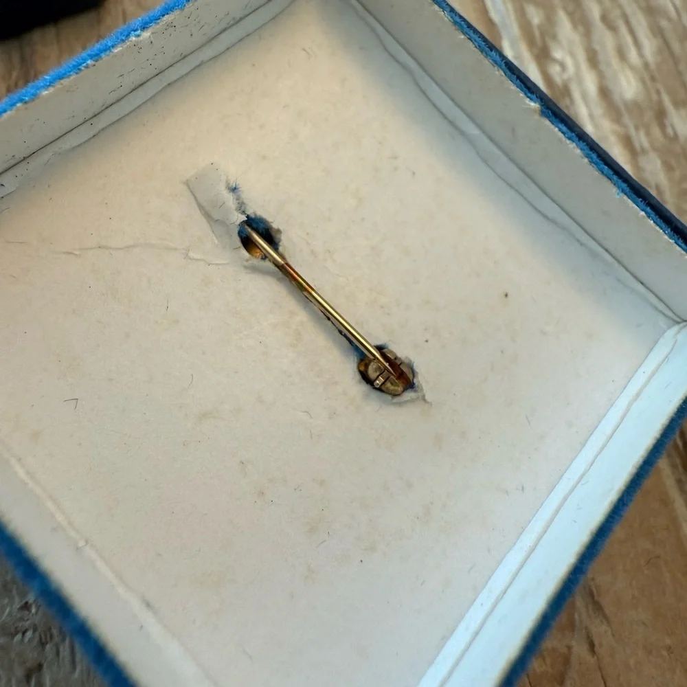 Avon Gold Door Knocker Brooch with Box “Avon Calling!”